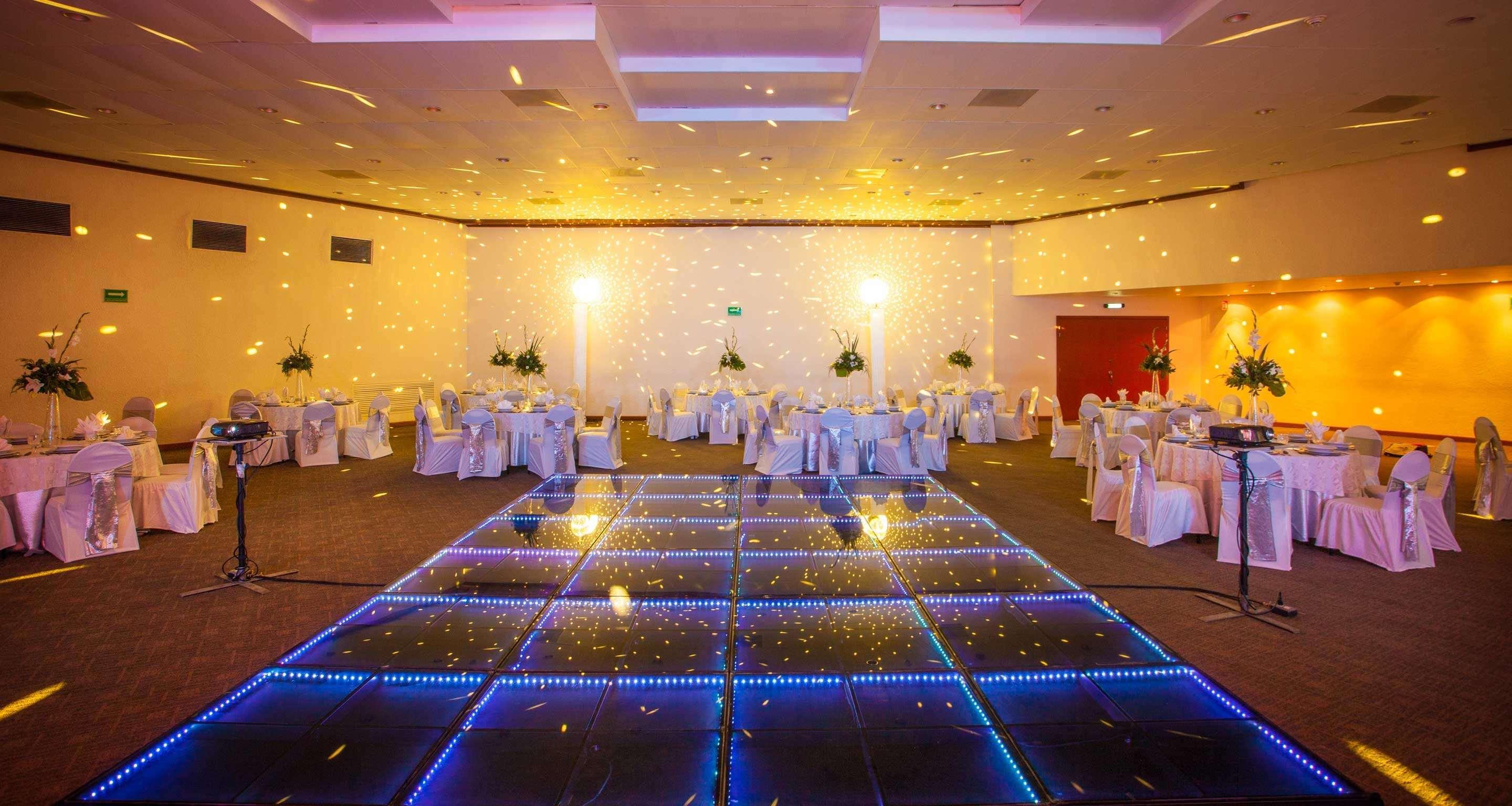 Grand Cantalagua Hotel Morelia, BW Signature Collection Ngoại thất bức ảnh The ballroom at the Crowne Plaza Hotel, Dublin Airport