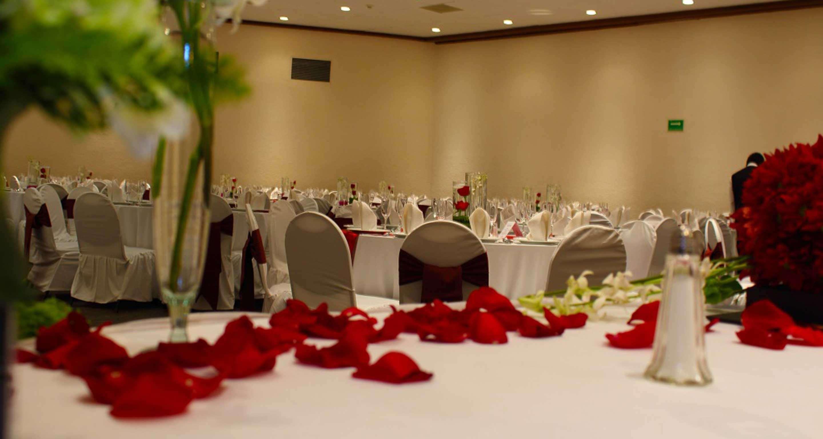 Grand Cantalagua Hotel Morelia, BW Signature Collection Ngoại thất bức ảnh A wedding reception