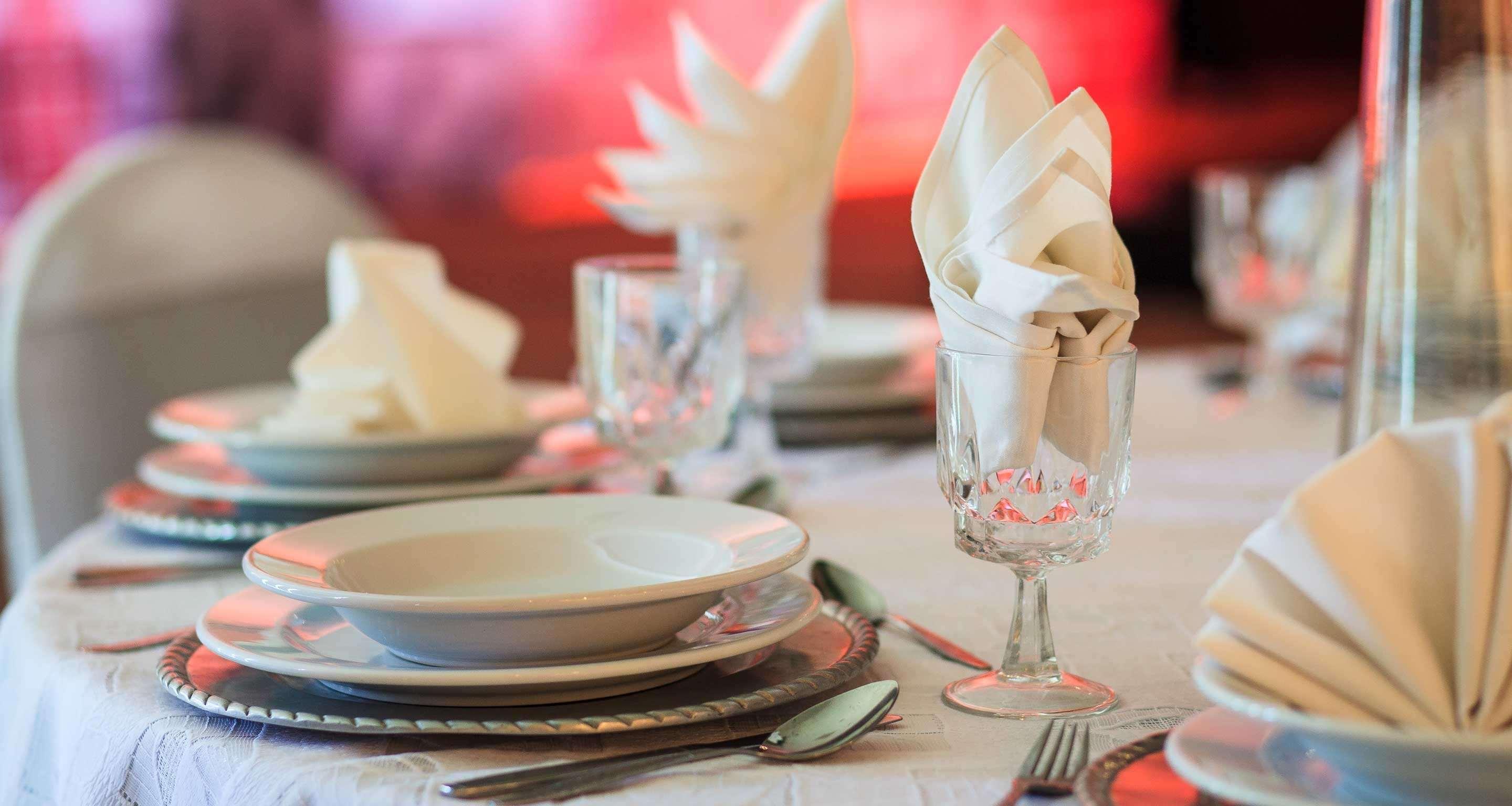 Grand Cantalagua Hotel Morelia, BW Signature Collection Ngoại thất bức ảnh A table set for fine dining
