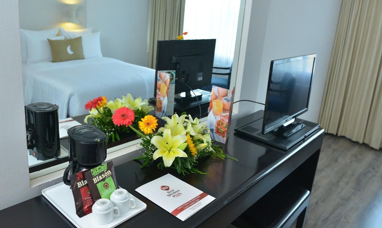 Grand Cantalagua Hotel Morelia, BW Signature Collection Ngoại thất bức ảnh A room at the hotel